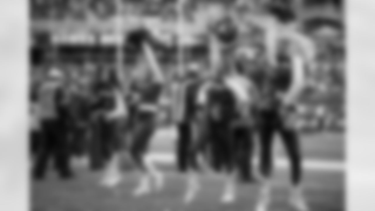 20230101_NYJvsSEA_Dancers_POTTER-0878