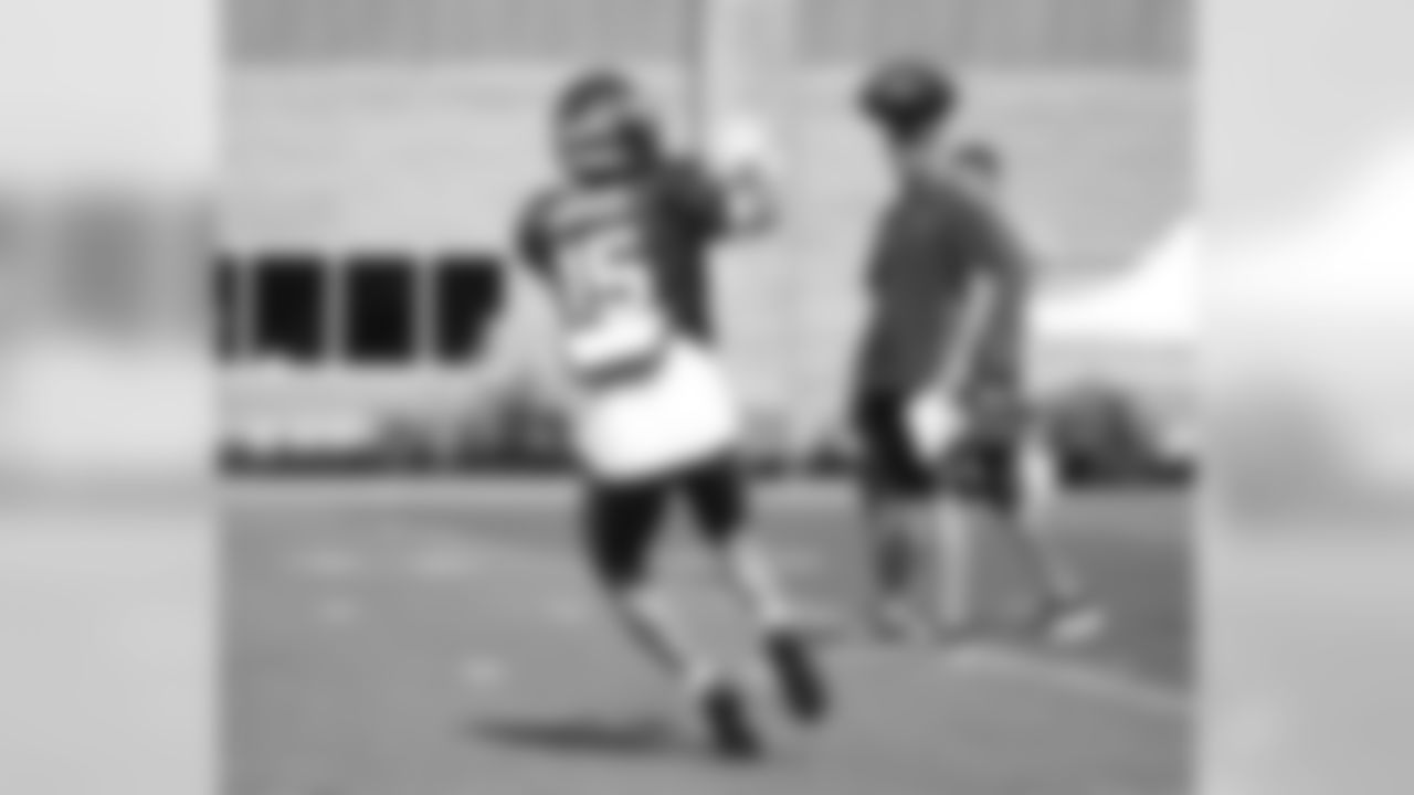 WR John Ursua
