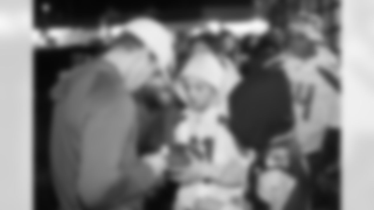 [December 10, 2006]: Cardinals 27 – Seahawks 21Arizona Cardinals Larry Fitzgerald, rear, pulls down a touchdown pass as Seattle Seahawks' Marcus Trufant (23) defends during the fourth quarter of their football game Sunday, Dec. 10, 2006, in Glendale, Ariz. The Cardinals won, 27-21. (AP Photo/Rick Scuteri)