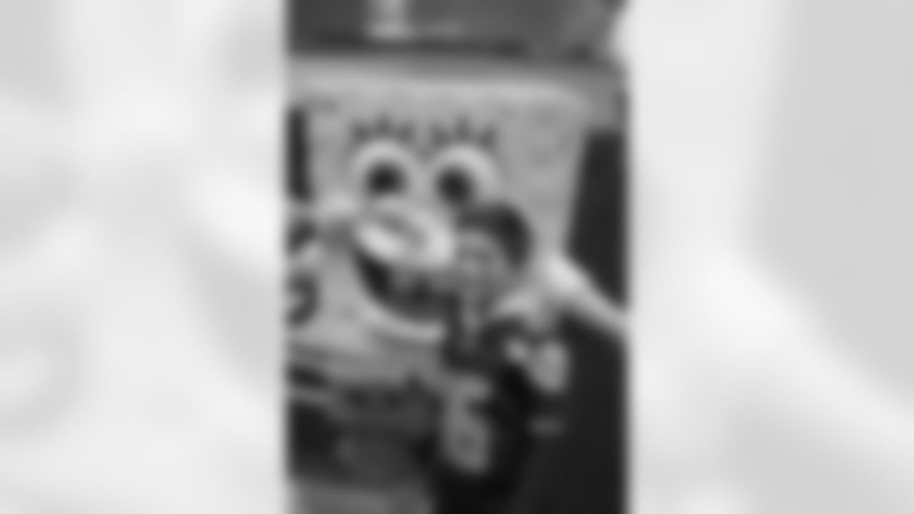 Seahawks-Nickelodeon-20230101_12-35-18_98216