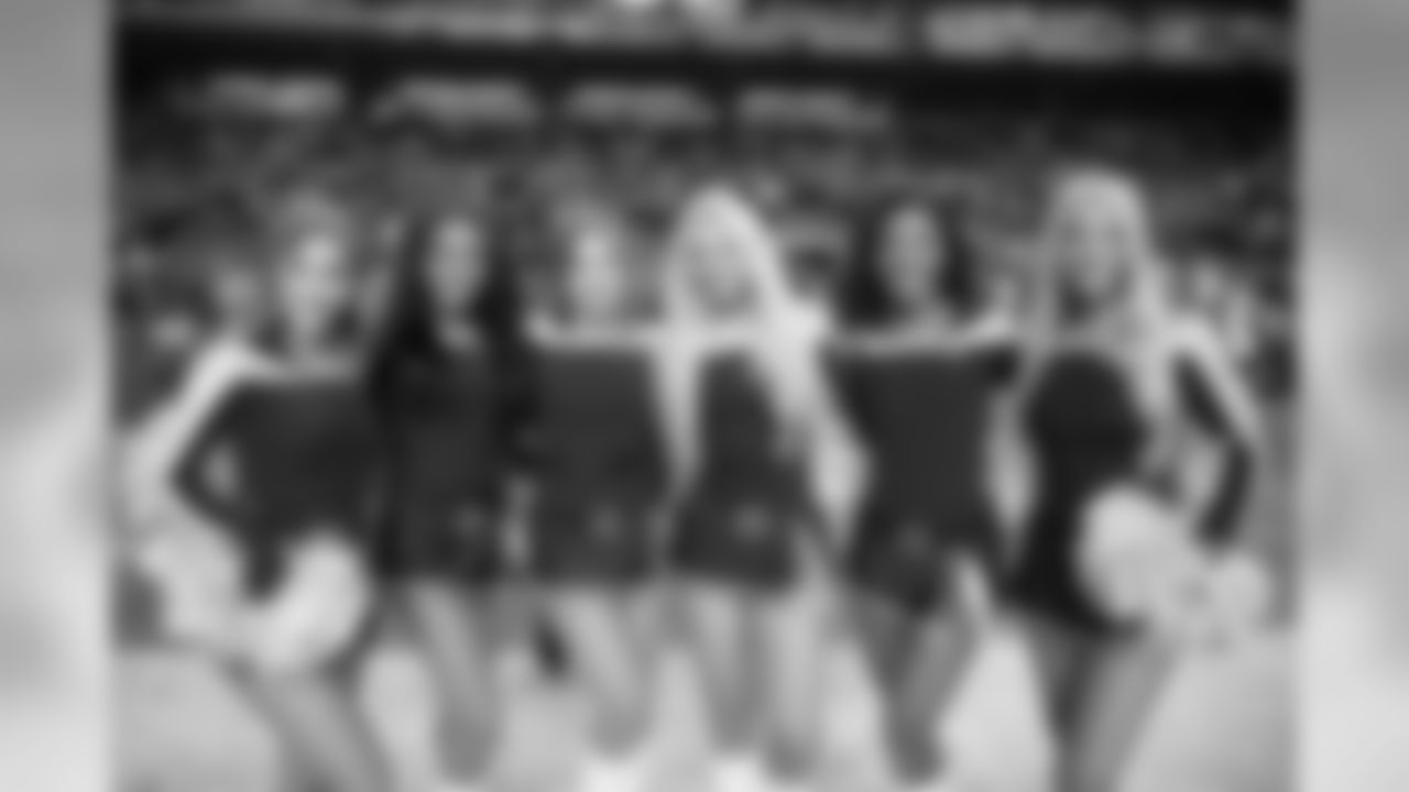 There are four Squad Leaders on the Sea Gals and Bronwyn is one of them. Here she is with some members of her Squad, Squad 4.
