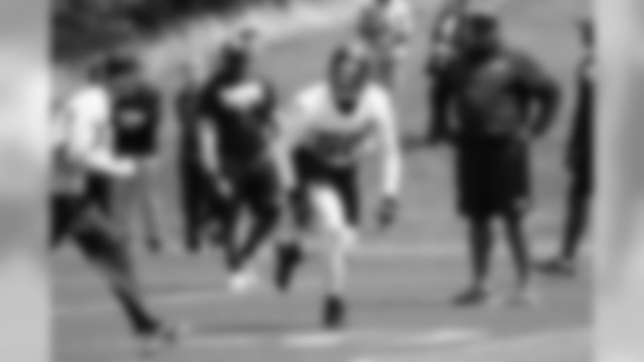 LB K.J. Wright