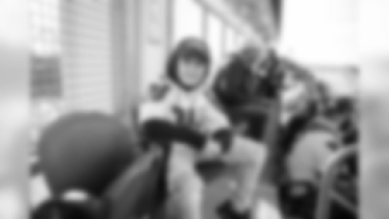 Aric (13)
I love how the National Guard helps our community in times of need, like earthquakes, forest fires and floods. It inspires me to help through leadership and service.