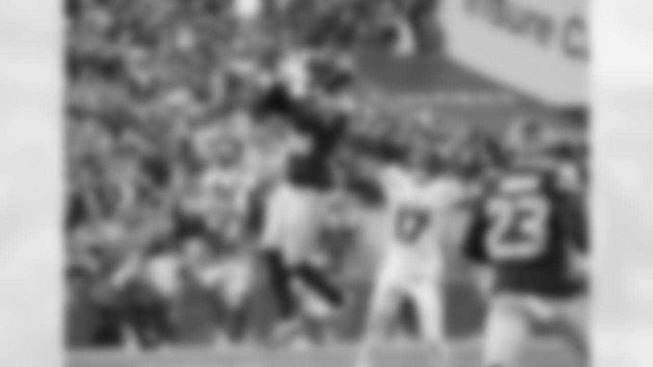 The best photos of Seahawks cornerback Mike Jackson from the 2022 season.