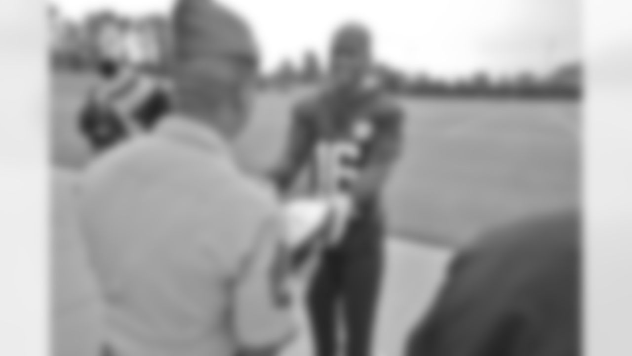 Members of the military and their families had the opportunity to enjoy a Seahawks practice along with their families on October 26, 2022 at the Virginia Mason Athletic Center in Renton.