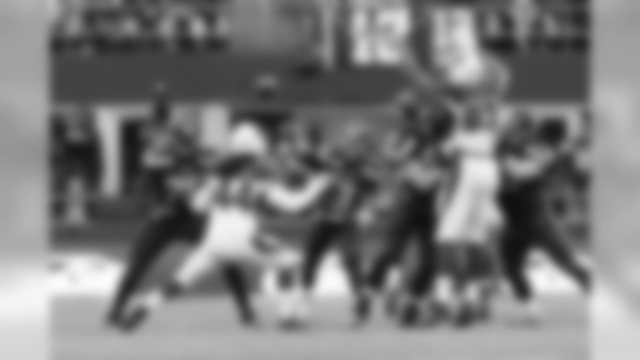 Seattle's Russell Wilson fires a pass in the second half.