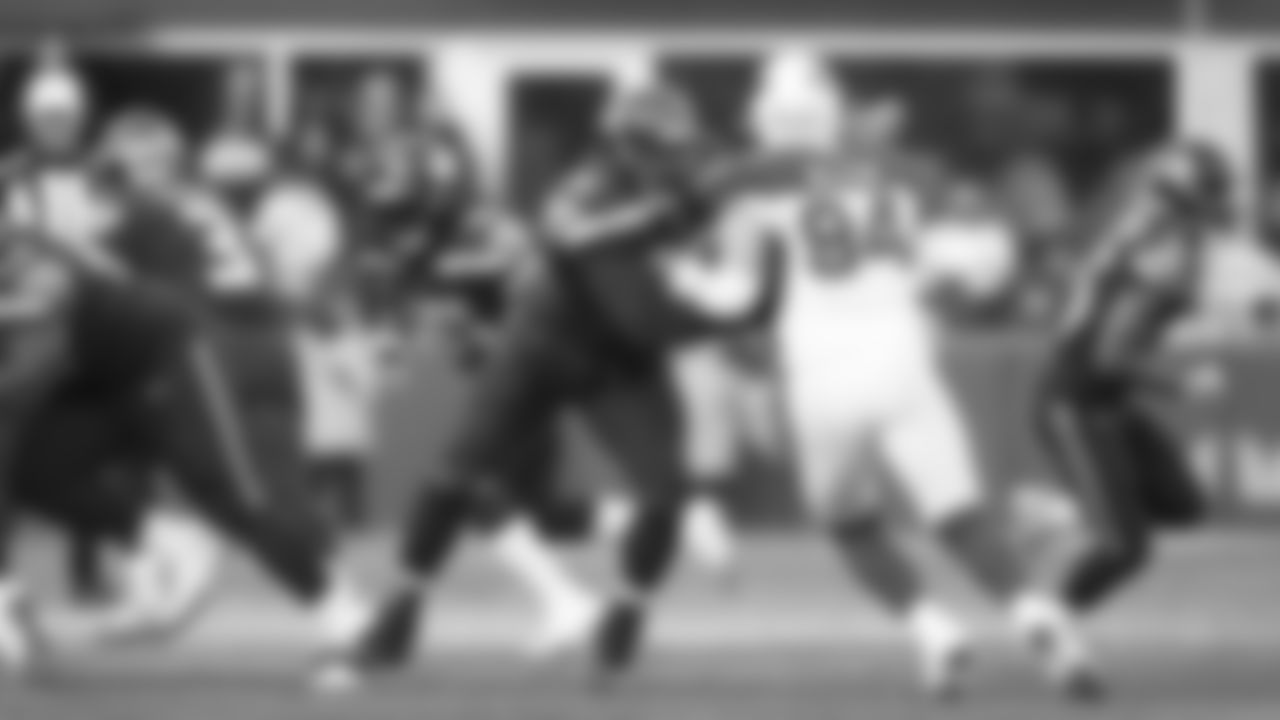 Some of the best photos of Seahawks tackle Duane Brown taken during the 2021 season.