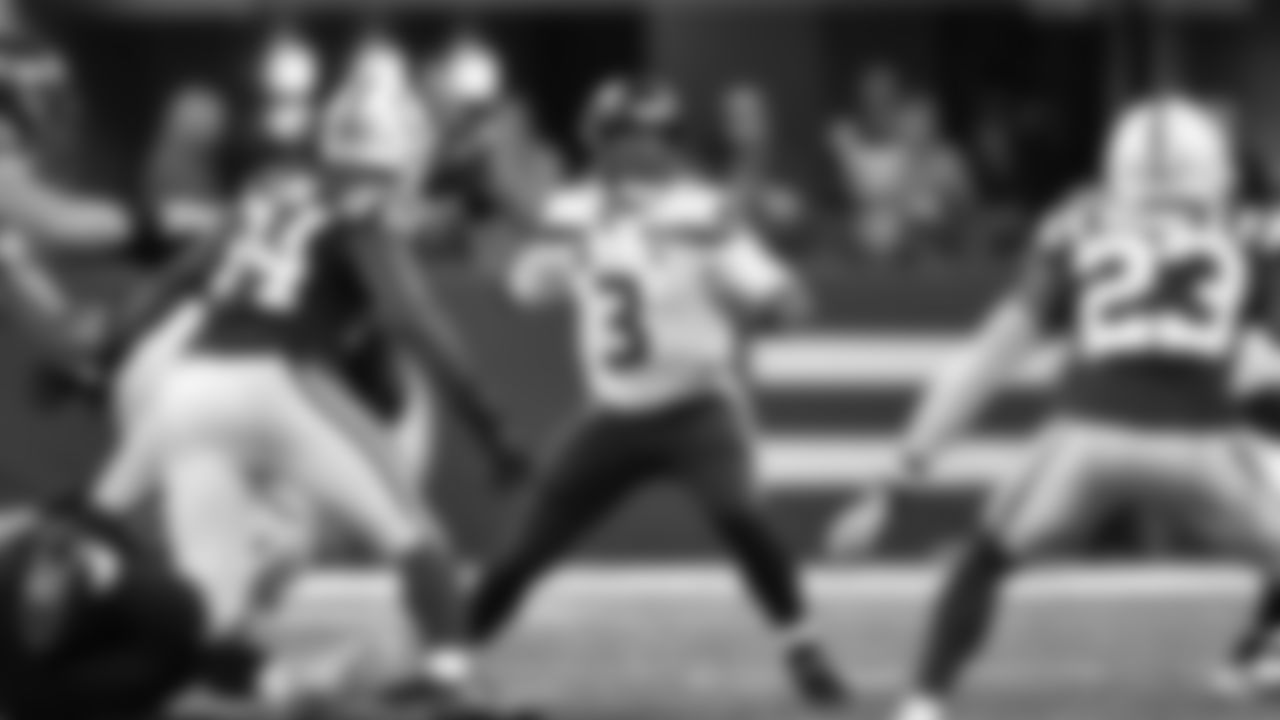 Some of the best photos of Seahawks quarterback Russell Wilson taken during the 2021 season.