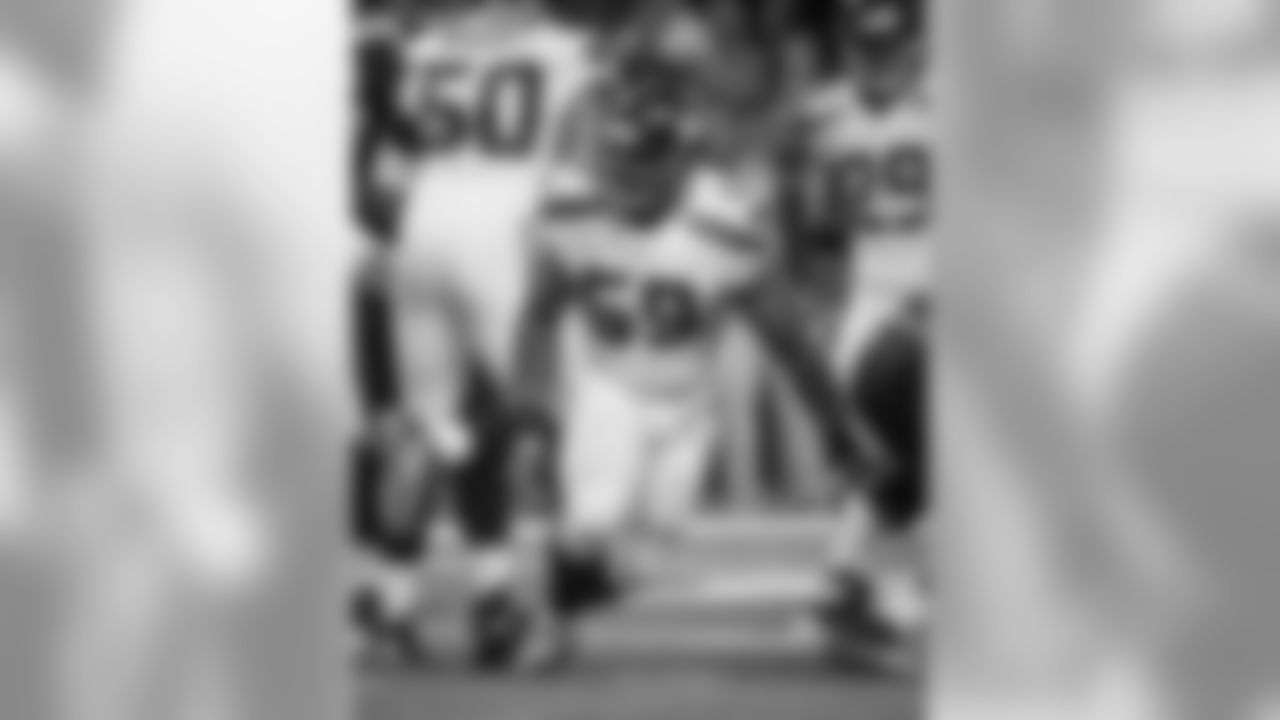 69 - DT Clinton McDonald
