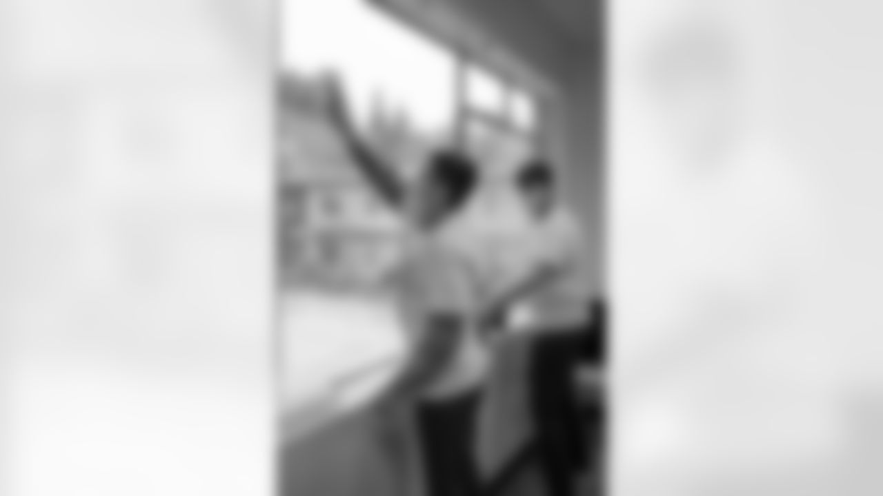 20221219INTERN_DAY_OF_SERVICE_BLANE_1