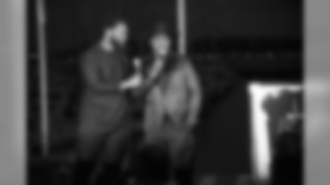 cliff_avril_charity_dining_2017_1238.jpg