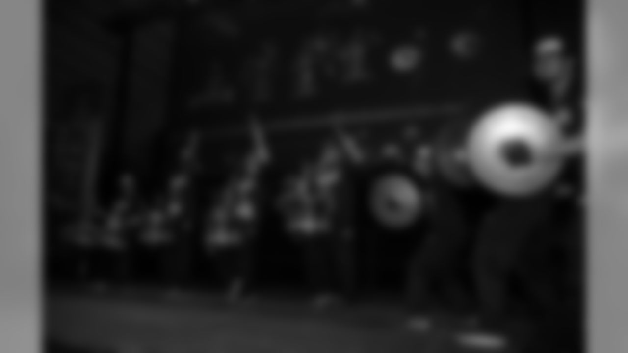 cst_ek2v0327.jpg