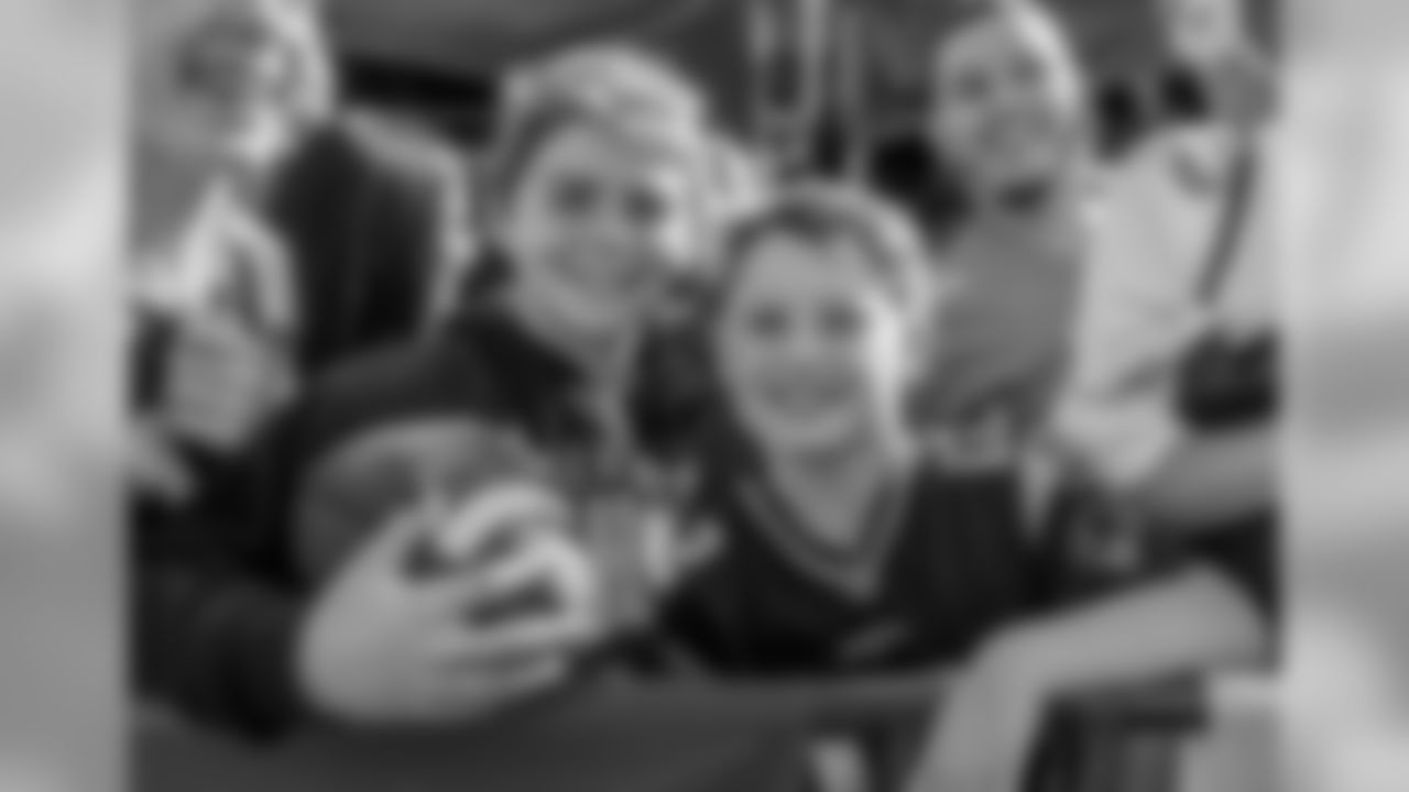 170128_pro_bowl_fans_day_four-13.jpg