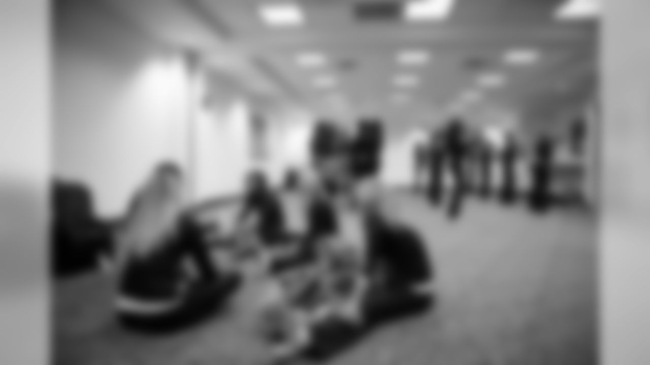 [September 10, 2000]: Rams 37 – Seahawks 34Seattle Seahawks's Ricky Watters is turned on his side by St. Louis Rams' Devin Bush during the second half in Seattle Sunday, Sept 10, 2000. The Rams won 37-34. (AP Photo/John Froschauer)