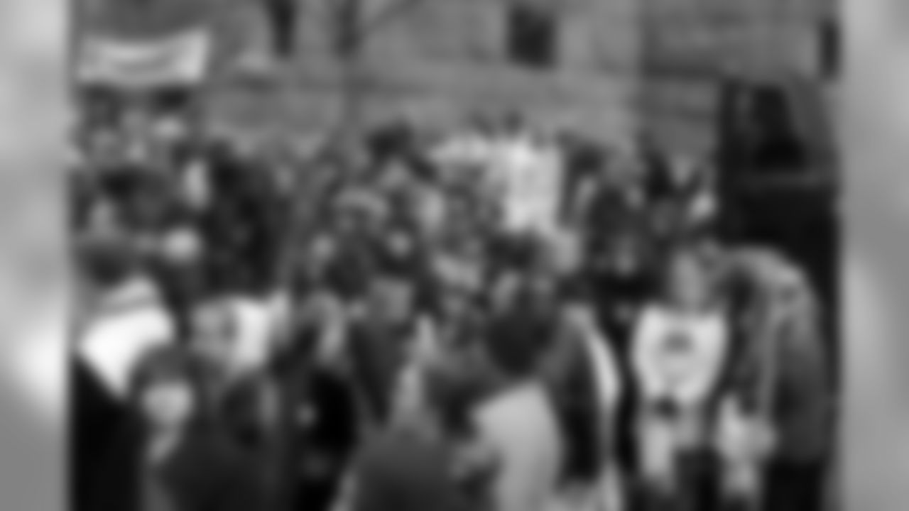08_SB_CityPepRally_dh_011
