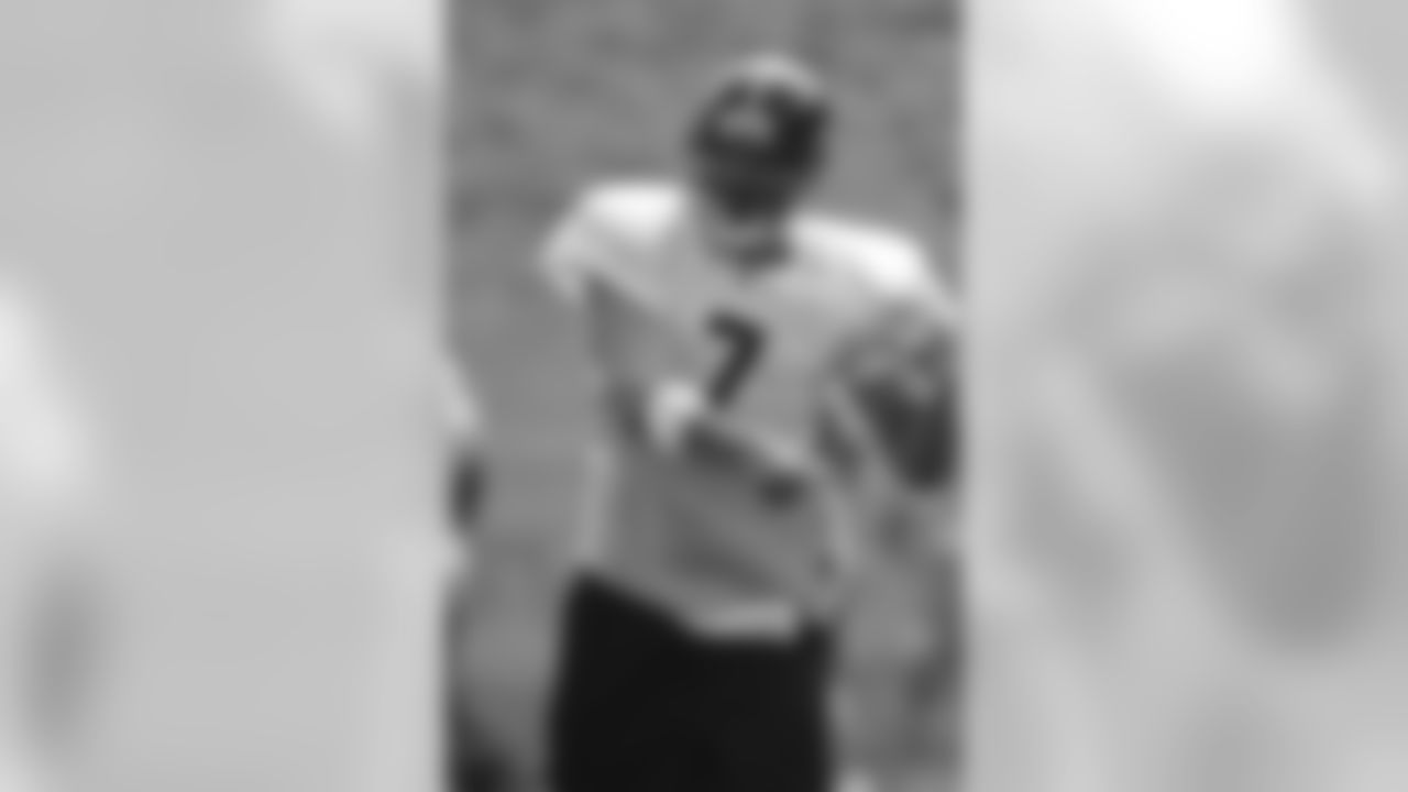 Action shot of Ben Roethlisberger #7.