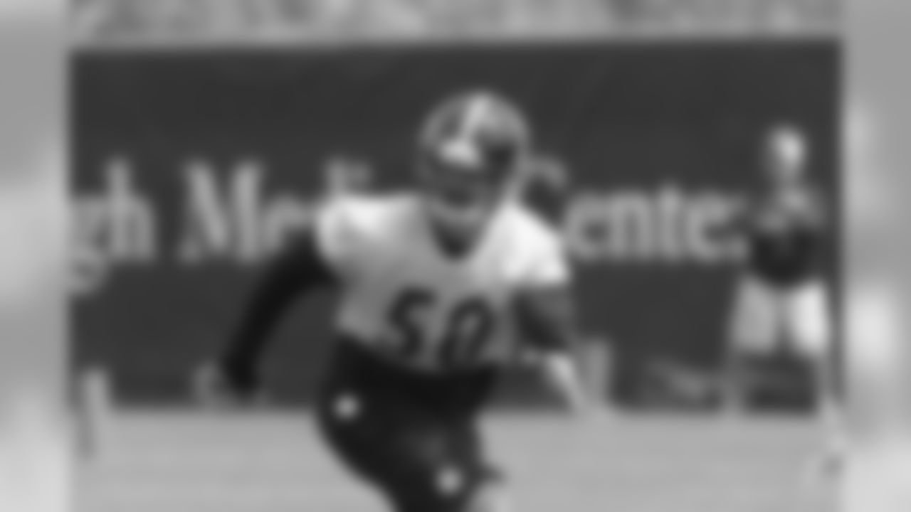 Larry_Foote