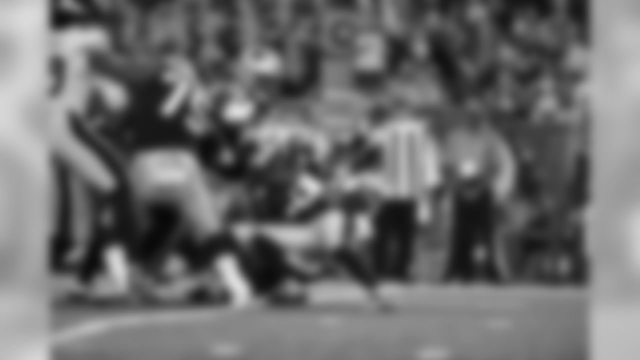 A 2019 regular season game between the Pittsburgh Steelers and the New England Patriots on Sunday, September 8, 2019.