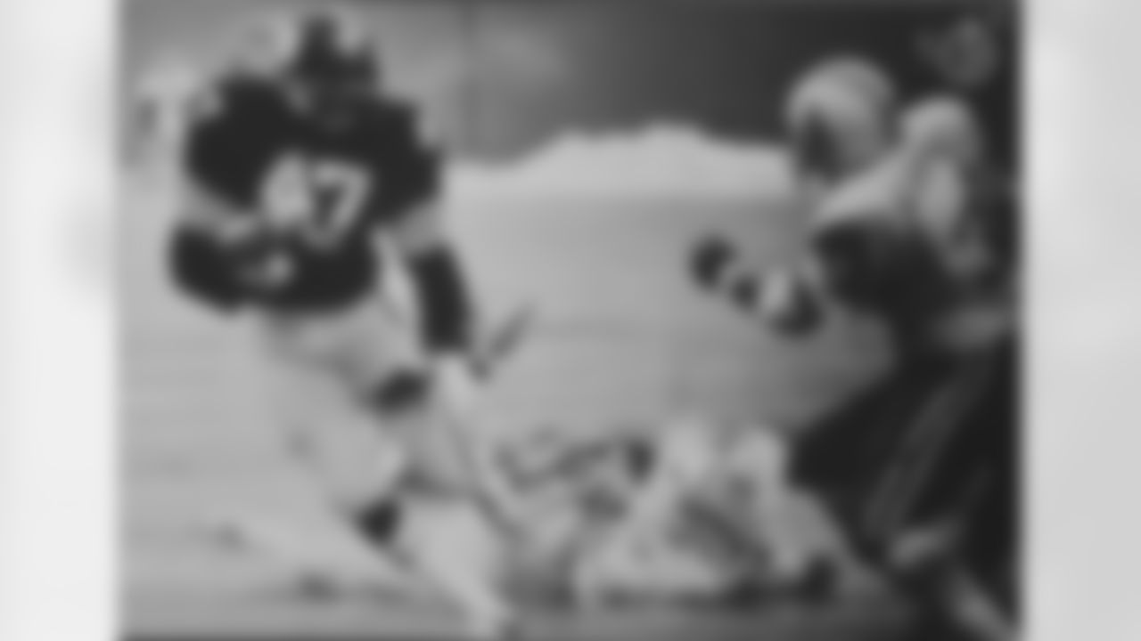 1. Mel Blount (1970-1983) - 57 interceptions