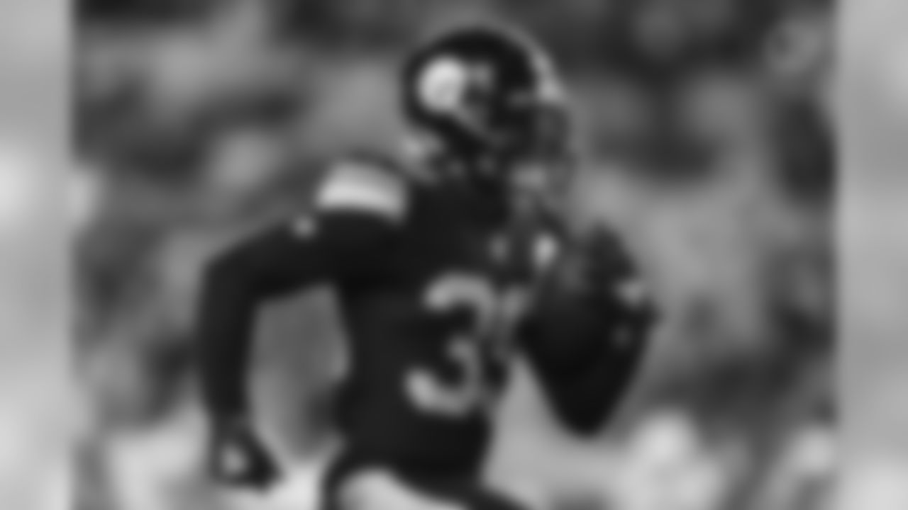Minkah Fitzpatrick versus the Miami Dolphins on October 28, 2019