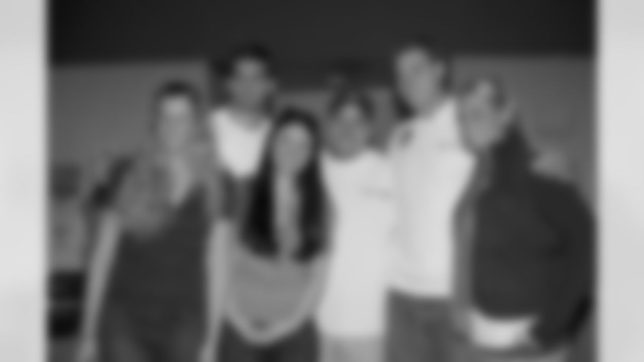 08_BigBrother_Sister_Bowl_95