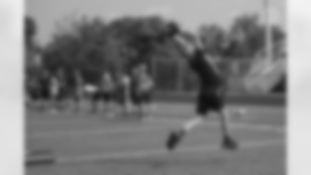 The Steelers host a 2021 Youth Football Camp at West Allegheny High School Thursday, July 15, 2021 in Imperial, PA. (Caitlyn Epes / Pittsburgh Steelers)