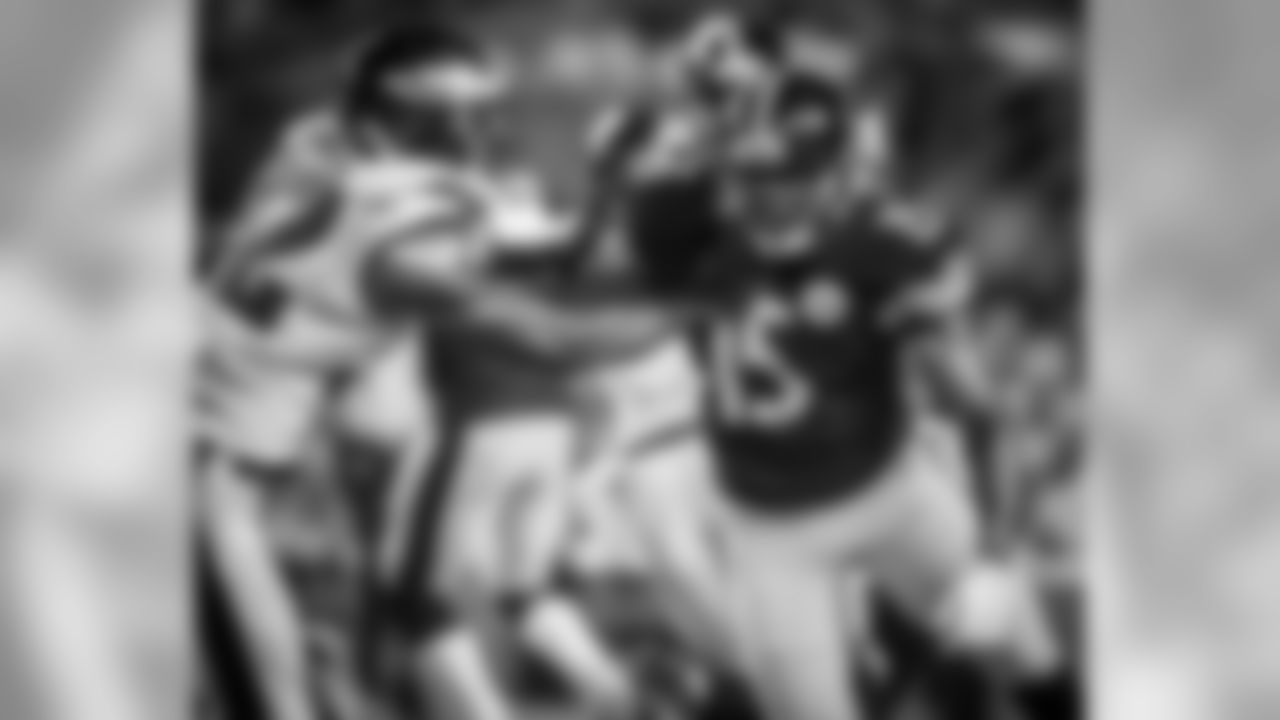 WR Marcus Tucker