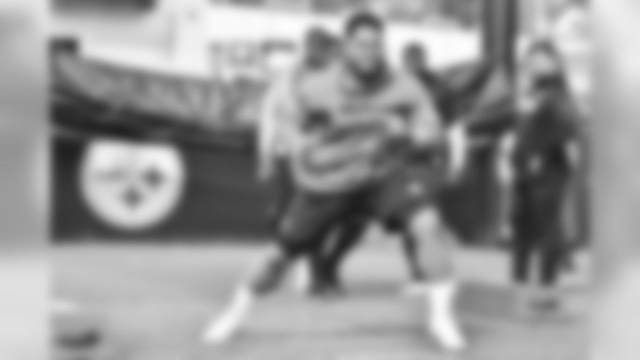 Tyson Alualu