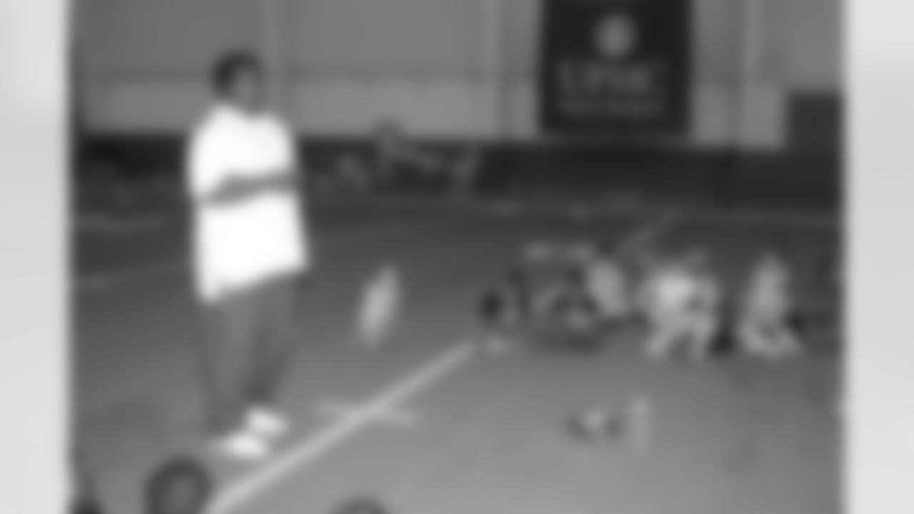 08_JrGatoradeCampB_dh_02