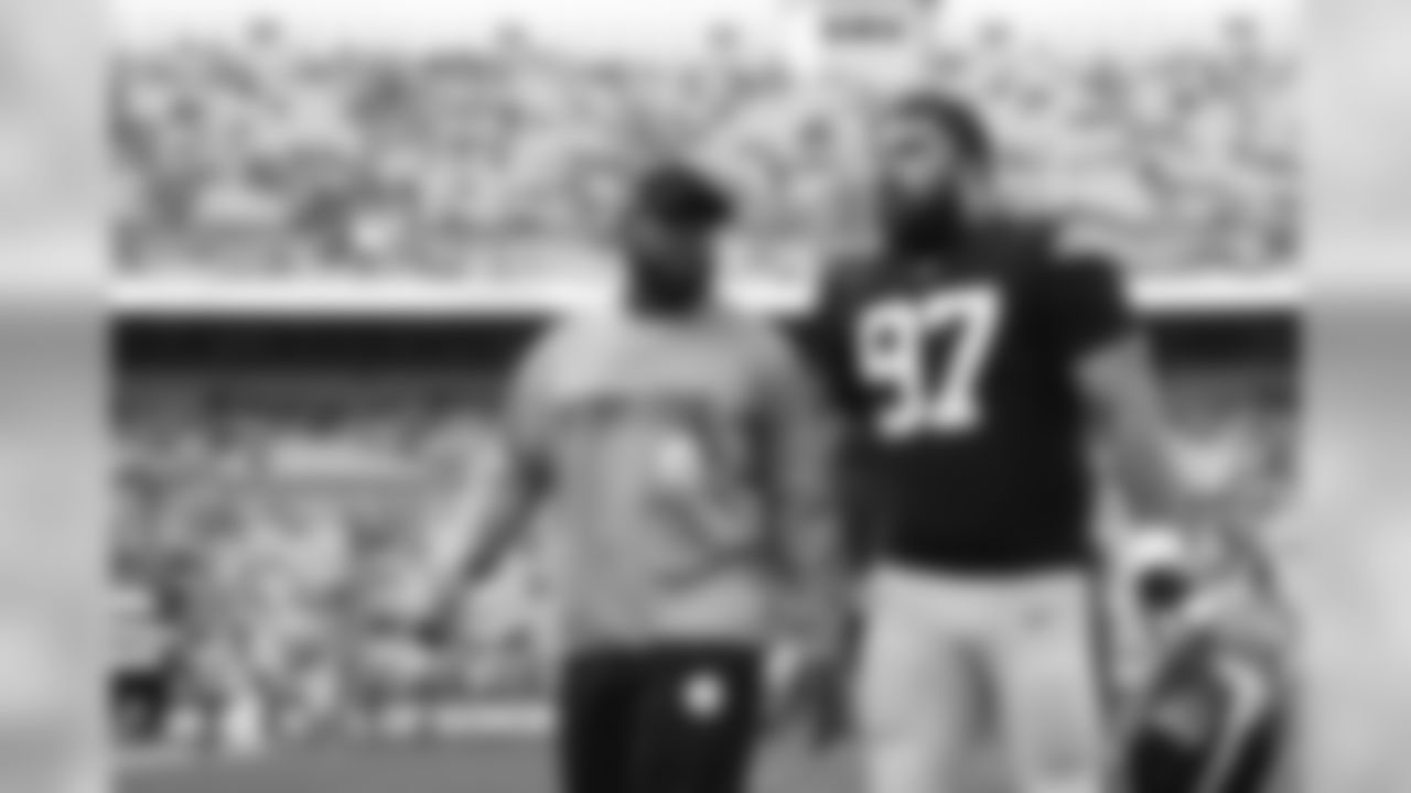 A 2019 regular season game between the Pittsburgh Steelers and the Los Angeles Rams on Sunday, November 10, 2019.
