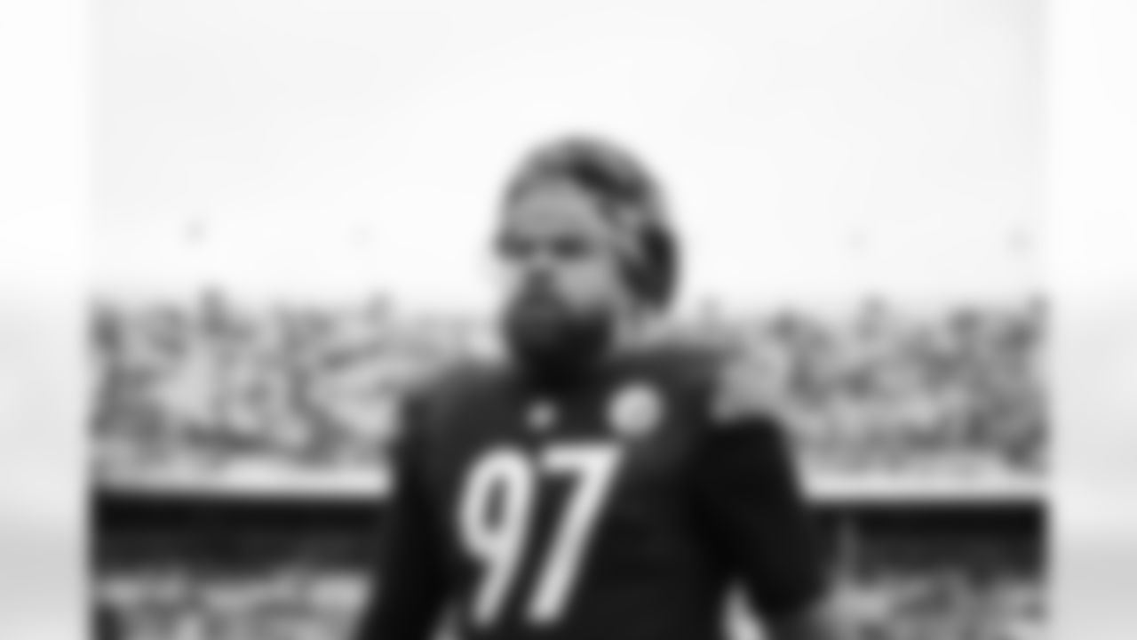 Pittsburgh Steelers defensive tackle Cameron Heyward (97) during a regular season game between the Pittsburgh Steelers and the Tennessee Titans, Sunday, Dec. 19, 2021 in Pittsburgh, PA. The Steelers beat the Titans 19-13. (Caitlyn Epes / Pittsburgh Steelers)