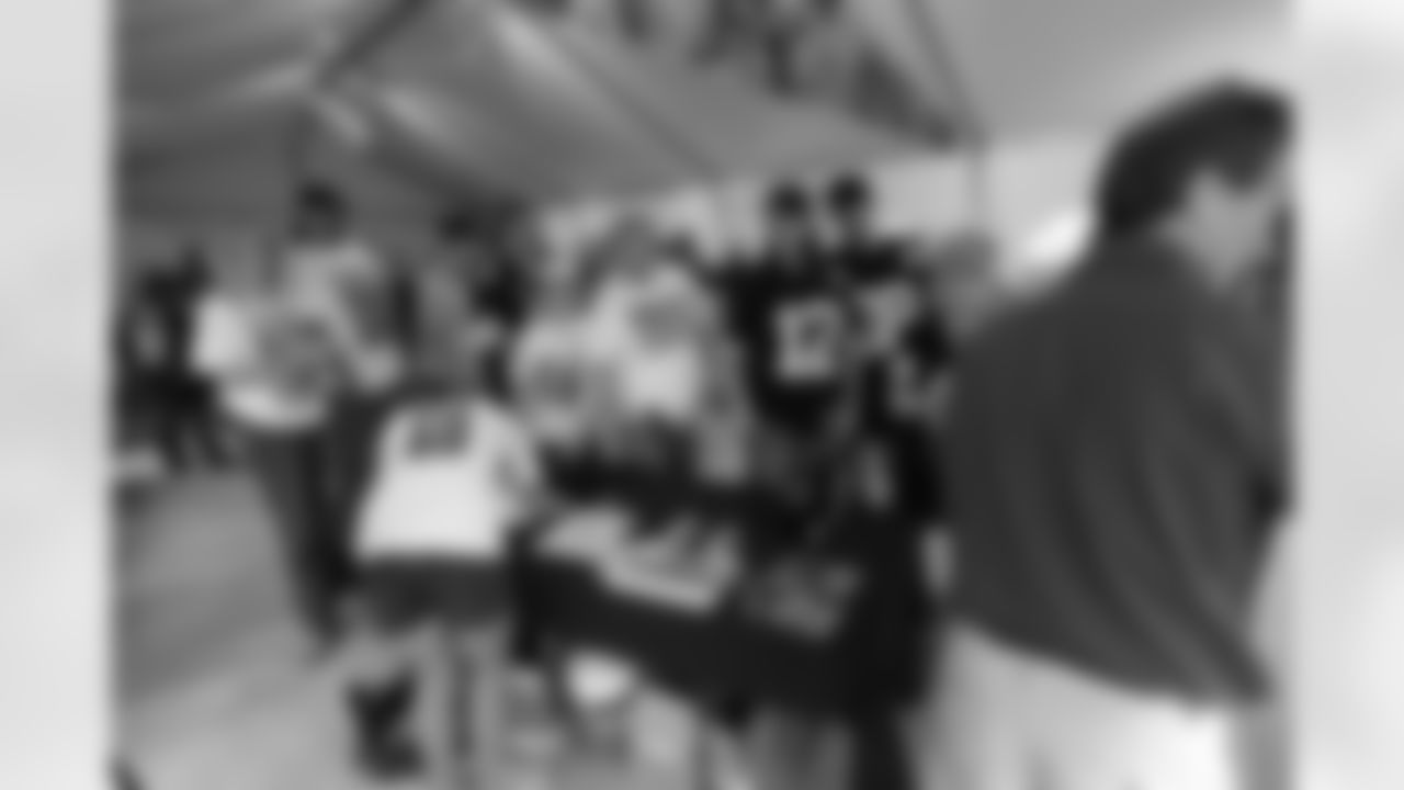 09_BUF_Fans