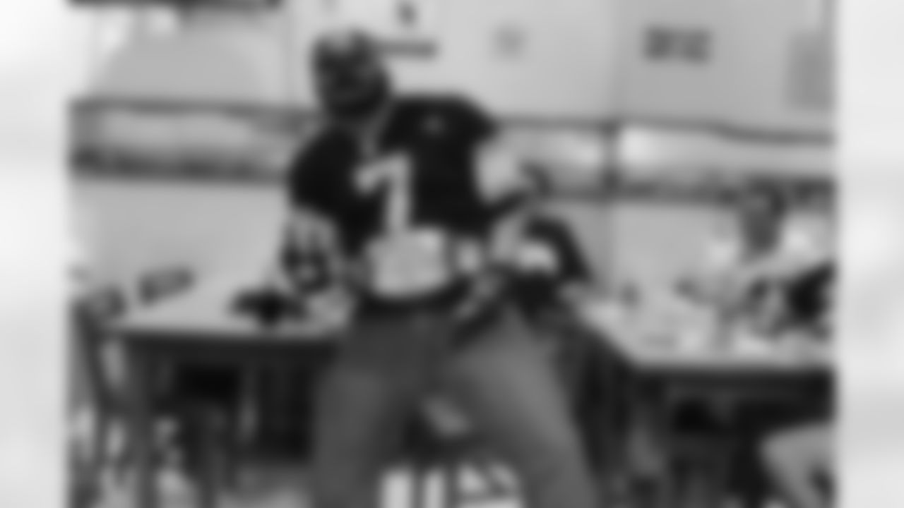 09_Steelers_In_Mexico (21)