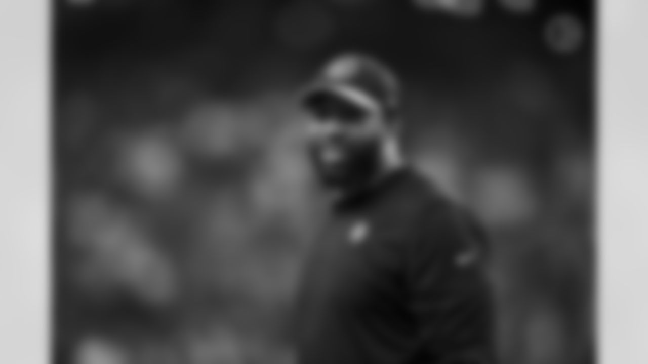 Pittsburgh Steelers inside linebacker coach Aaron Curry during a regular season game between the Pittsburgh Steelers and the Las Vegas Raiders, Sunday, Sept. 24, 2023 in Las Vegas, NV. (Karl Roser / Pittsburgh Steelers)