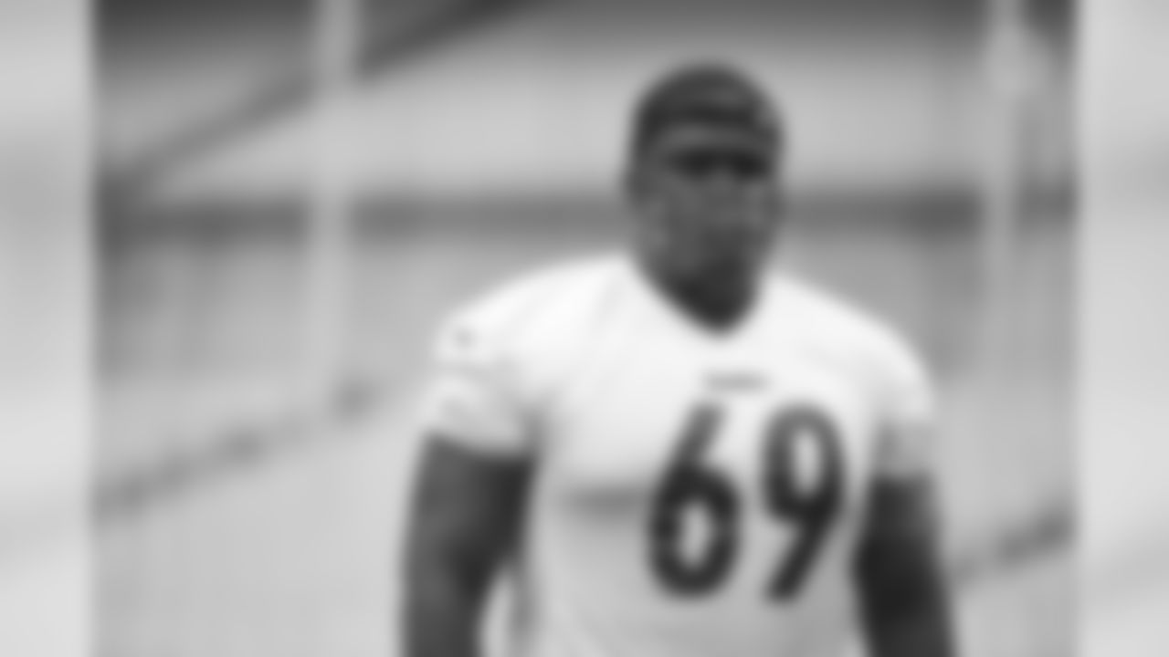 Pittsburgh Steelers guard Kevin Dotson (69) trains at Heinz Field during the Steelers 2020 Training Camp, Thursday, July 30, 2020 in Pittsburgh, PA. (Karl Roser / Pittsburgh Steelers)