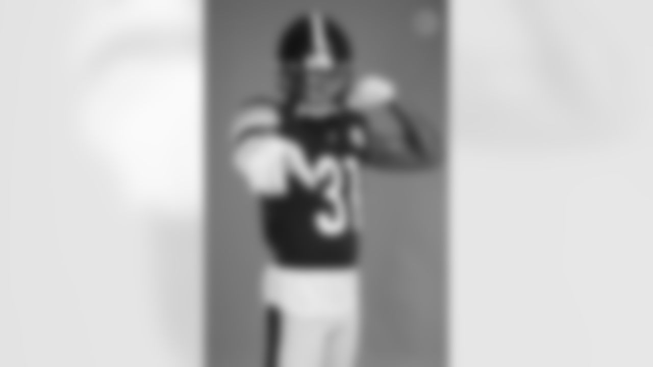 Pittsburgh Steelers cornerback Justin Layne (31) poses for a photo during the Steelers 2021 media day, Saturday, July 24, 2021 in Pittsburgh, PA. (Caitlyn Epes / Pittsburgh Steelers)