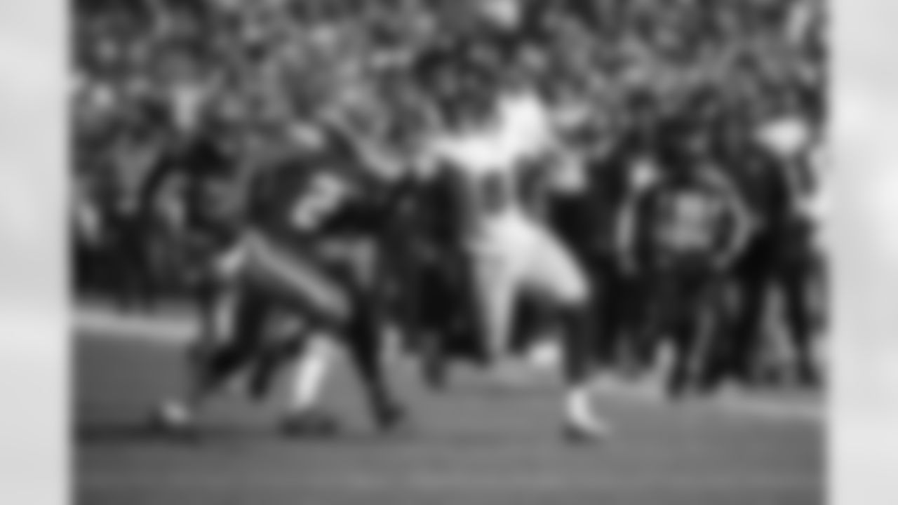 Pittsburgh Steelers tight end Pat Freiermuth (88) during a regular season game between the Pittsburgh Steelers and the Cleveland Browns, Sunday, Oct. 31, 2021 in Cleveland, OH. The Steelers beat the Browns 15-10. (Caitlyn Epes / Pittsburgh Steelers)