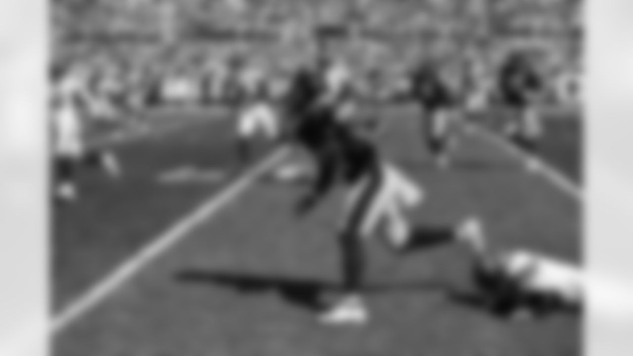Pittsburgh Steelers running back Najee Harris (22) during a regular season game between the Pittsburgh Steelers and the Cincinnati Bengals, Sunday, Sept. 26, 2021 in Pittsburgh, PA. (Karl Roser / Pittsburgh Steelers)