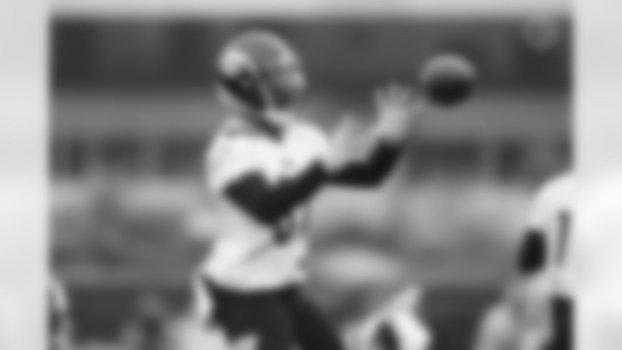 Pittsburgh Steelers wide receiver Tyler Simmons (82) participates in the Organized Team Activities (OTAs), Wednesday June 2, 2021 at the UPMC Rooney Sports Complex. (Karl Roser / Pittsburgh Steelers)