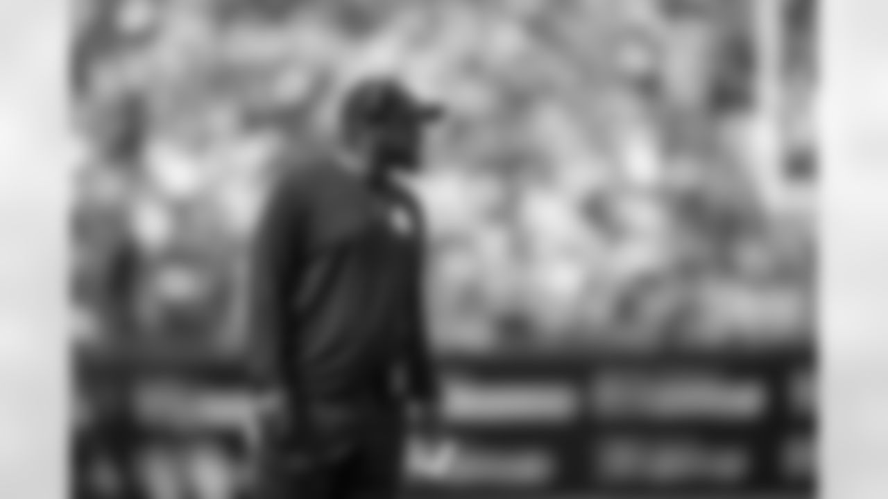Pittsburgh Steelers head coach Mike Tomlin during a regular season game between the Pittsburgh Steelers and the San Francisco 49ers, Sunday, Sept. 10, 2023 in Pittsburgh, PA. The 49ers defeated the Steelers 30-7. (Karl Roser / Pittsburgh Steelers)
