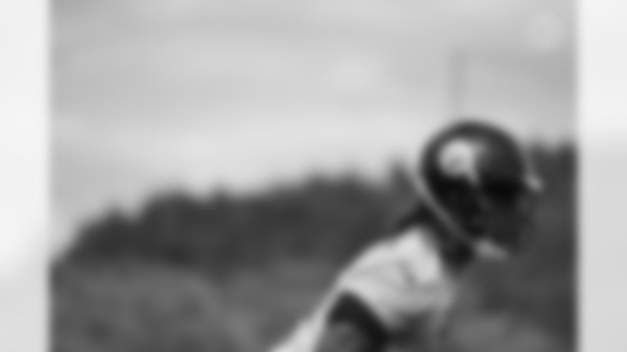 Pittsburgh Steelers linebacker Buddy Johnson (51) practices at the UPMC Rooney Sports Complex during rookie minicamp, Friday, May 14, 2021 in Pittsburgh, PA. (Karl Roser / Pittsburgh Steelers)