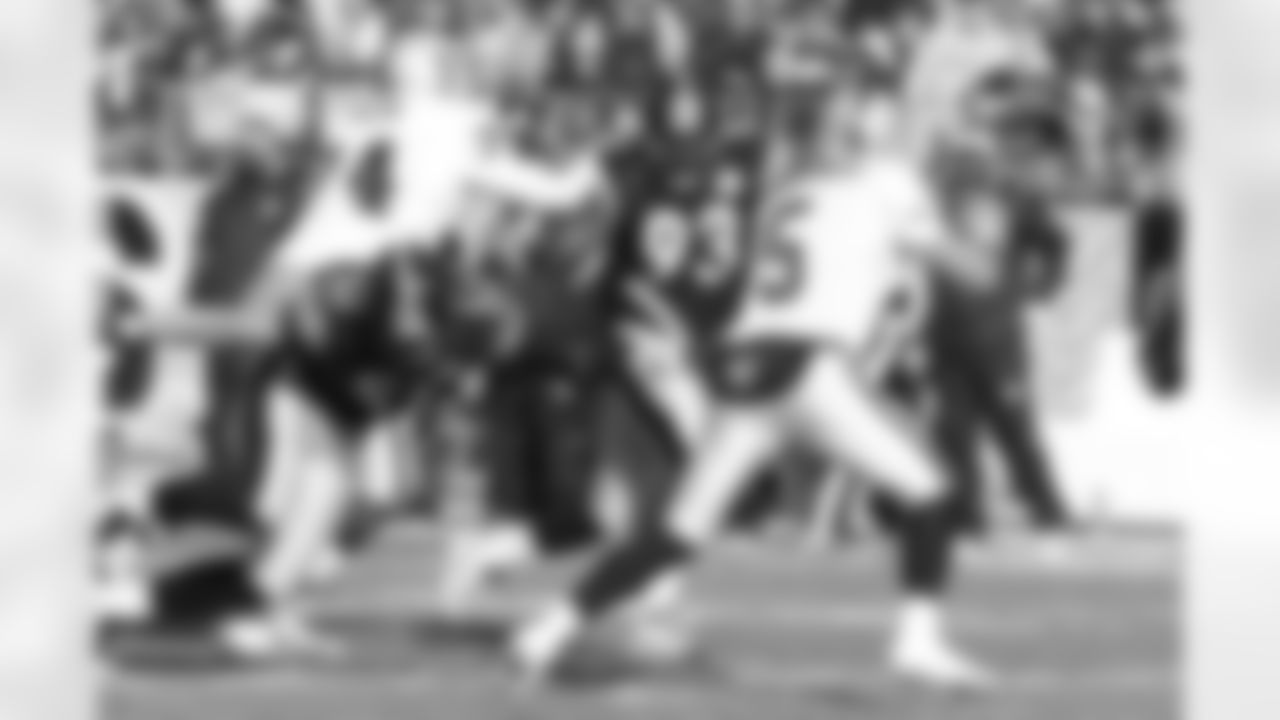 09_OAK_Farrior_Eason