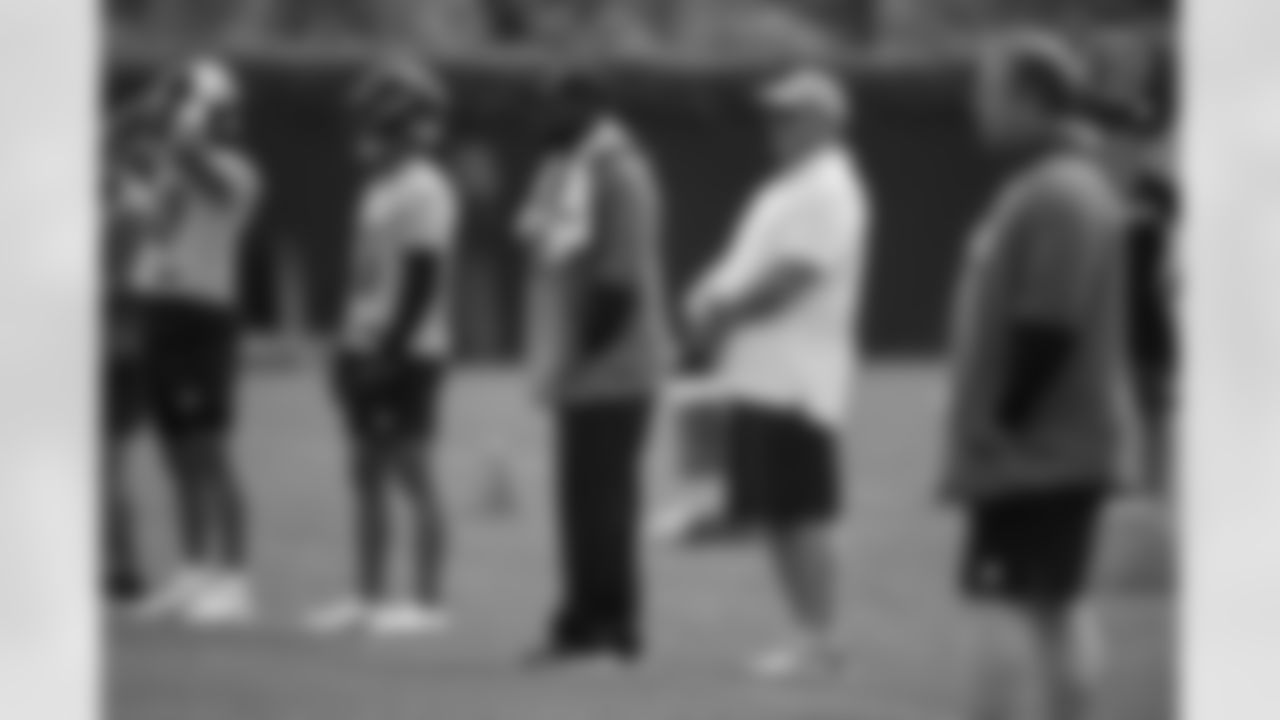 Pittsburgh Steelers Head Coach Mike Tomlin and General Manager Kevin Colbert participates in the Organized Team Activities (OTAs), Tuesday May 24, 2022 at the UPMC Rooney Sports Complex. (Karl Roser / Pittsburgh Steelers)