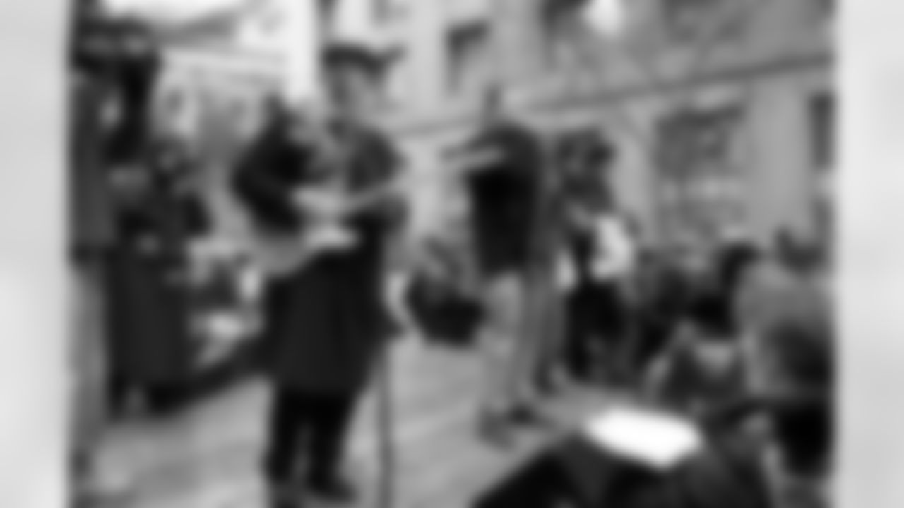 08_SB_CityPepRally_dh_071