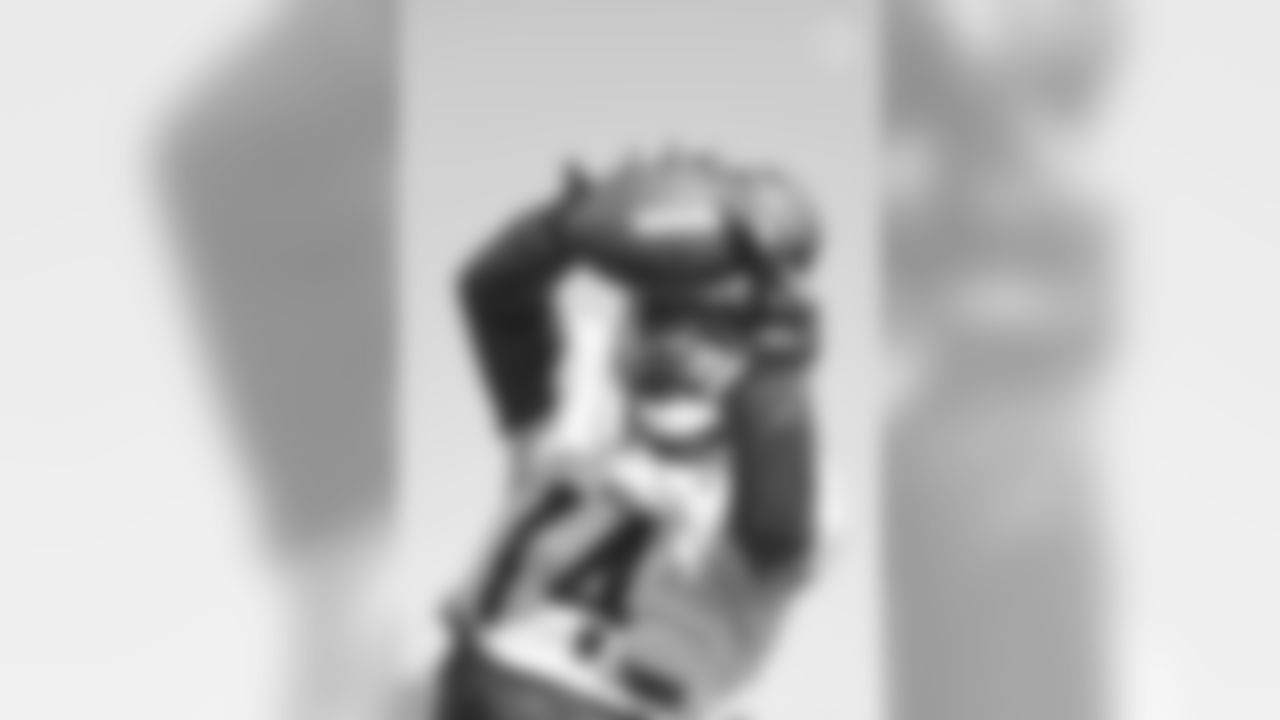 Tevin Jones