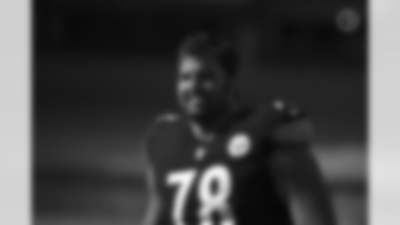 Pittsburgh Steelers offensive tackle Alejandro Villanueva (78) trains at Heinz Field during the Steelers 2020 Training Camp, Saturday, Aug. 22, 2020 in Pittsburgh, PA. (Karl Roser / Pittsburgh Steelers)