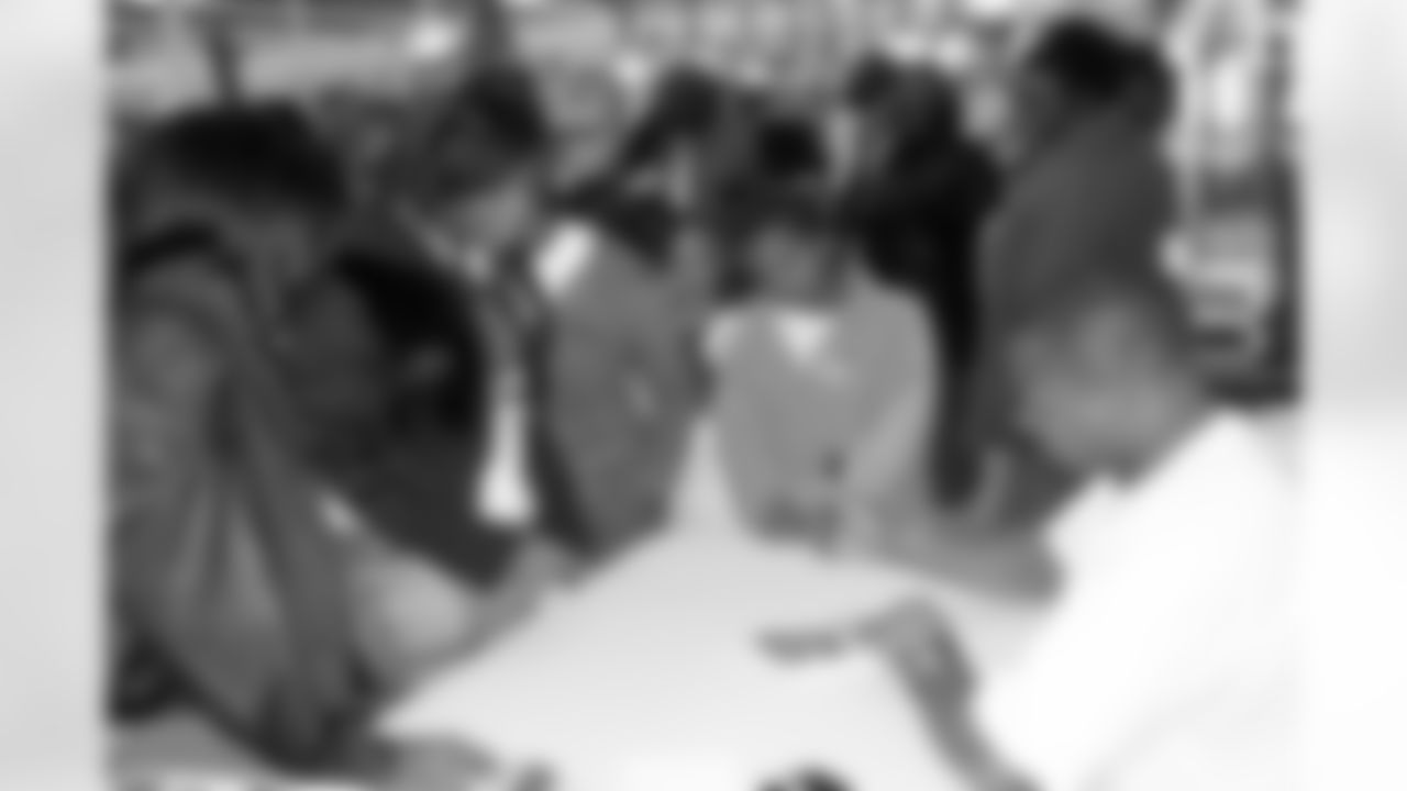 08_Moore_Charity_078