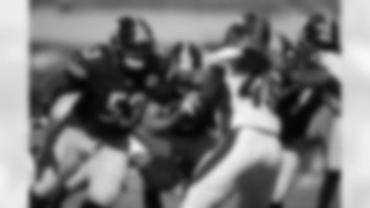 Pittsburgh Steelers center Maurkice Pouncey (53) during a regular season game between the Pittsburgh Steelers and the Denver Broncos, Sunday, Sept. 20, 2020 in Pittsburgh, PA. (Karl Roser / Pittsburgh Steelers)