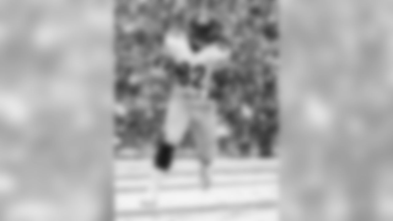 No. 82 - David Johnson