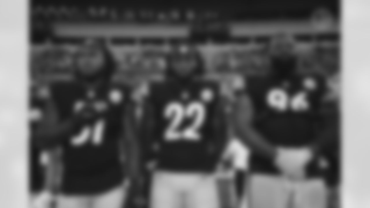 Pittsburgh Steelers linebacker Buddy Johnson (51), Pittsburgh Steelers running back Najee Harris (22), Pittsburgh Steelers defensive end Isaiah Buggs (96) during a preseason game between the Pittsburgh Steelers and the Detroit Lions, Saturday, Aug. 21, 2021 in Pittsburgh, PA. (Caitlyn Epes / Pittsburgh Steelers)